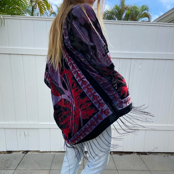 One of a kind velvet kimono from Australia ‼️💜 - Picture 9 of 15